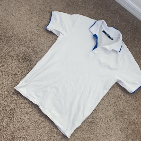 Calvin Klein - Picture 3 of 6